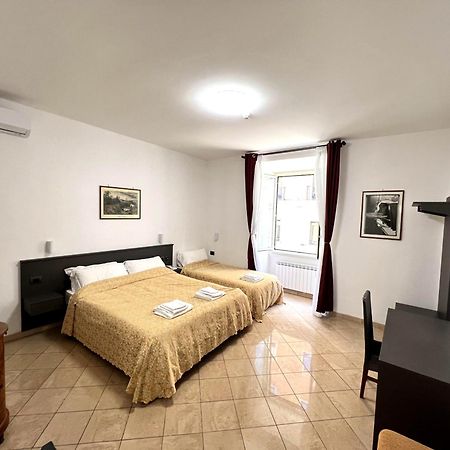 Hotel Domus Termini Ρώμη Εξωτερικό φωτογραφία