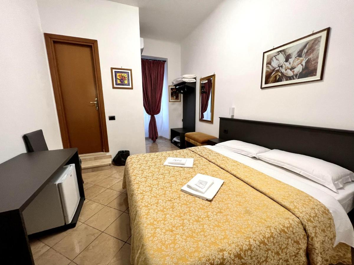 Hotel Domus Termini Ρώμη Εξωτερικό φωτογραφία
