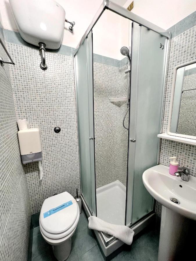 Hotel Domus Termini Ρώμη Εξωτερικό φωτογραφία