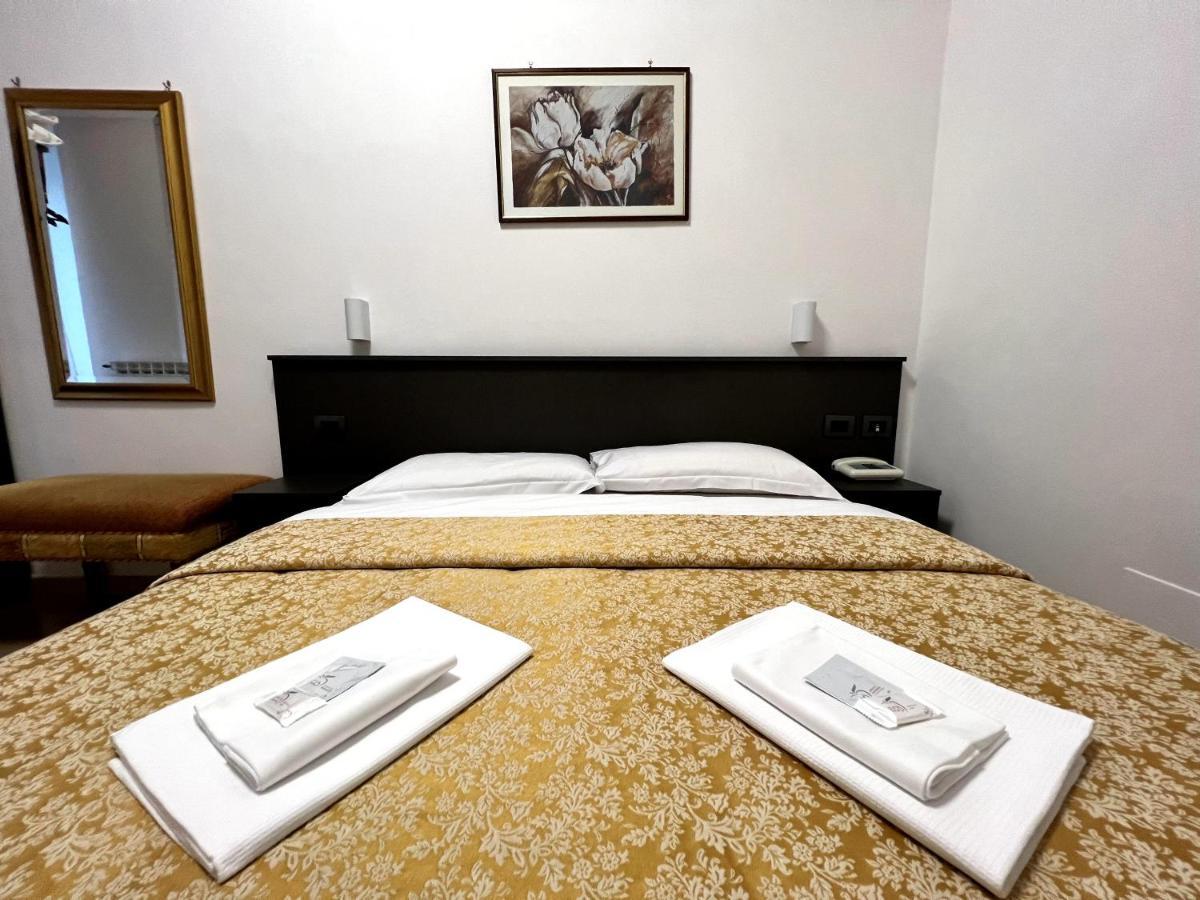 Hotel Domus Termini Ρώμη Εξωτερικό φωτογραφία